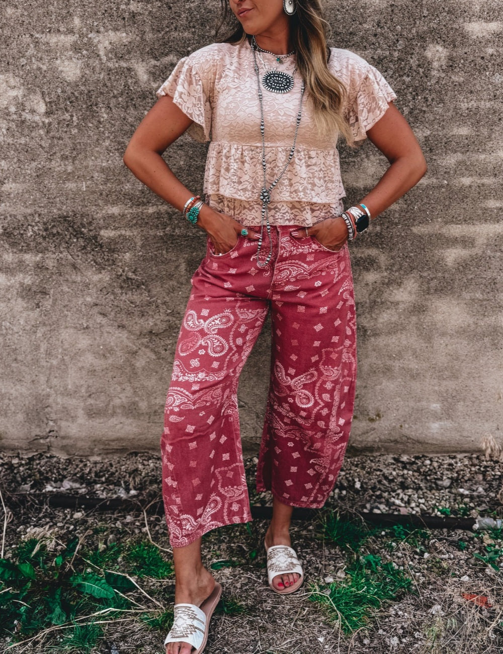 Darby Barrel Jean (Berry)