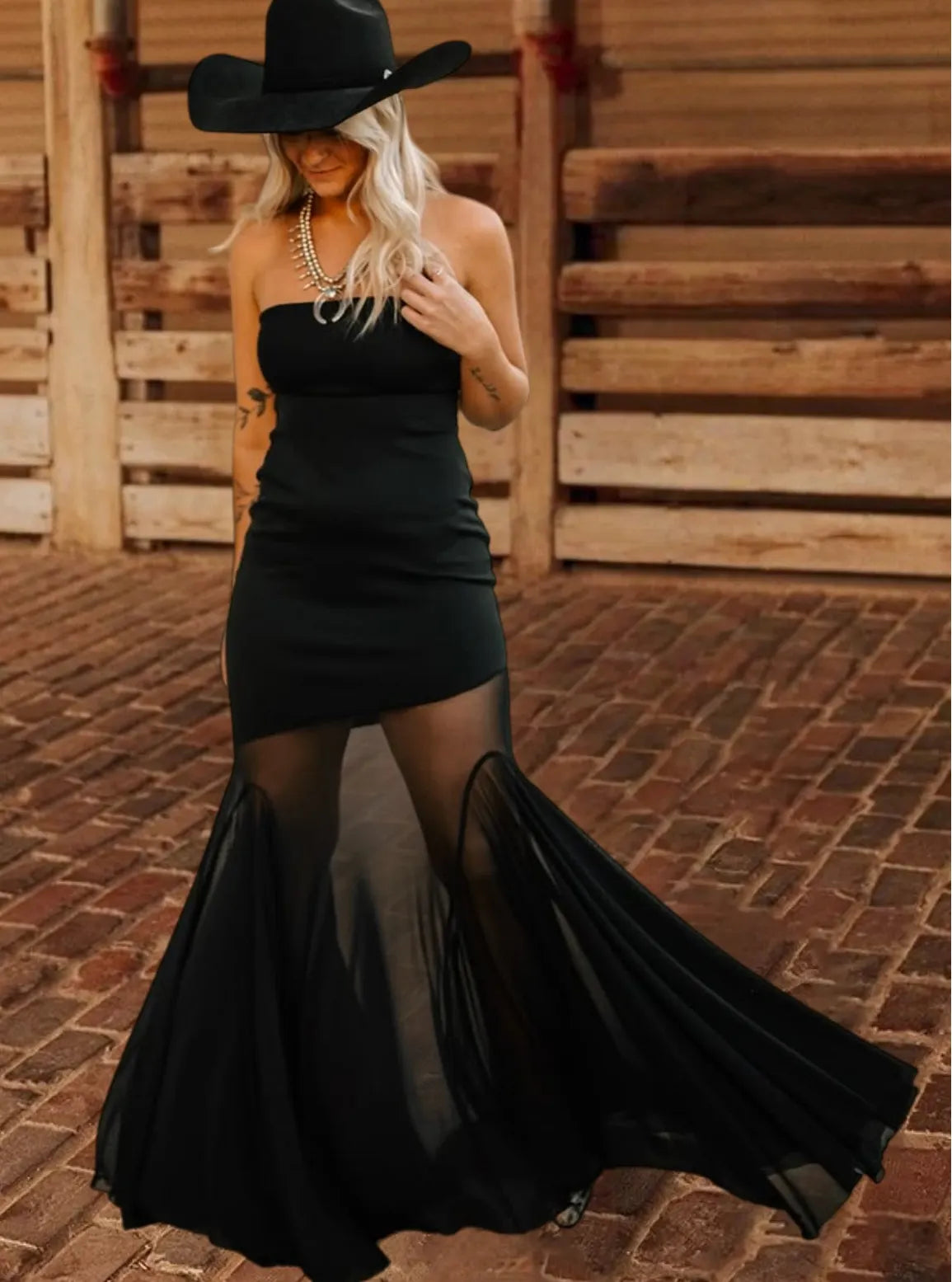 Western Muse Strapless Mesh Maxi Dress – Black