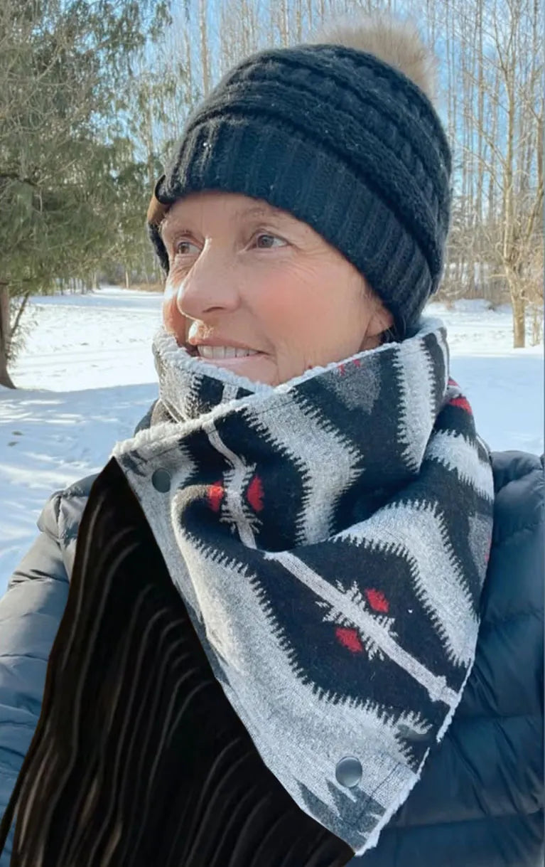 Women's Western Fringed Scarf - Aztec Pattern