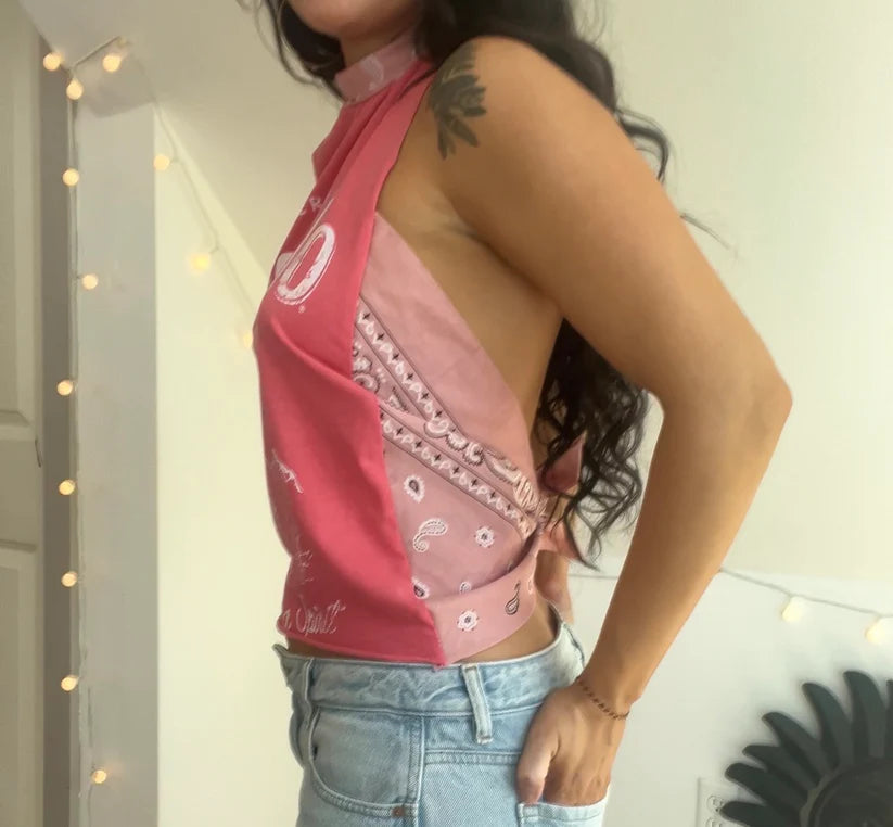 Modelo Flame Halter Top