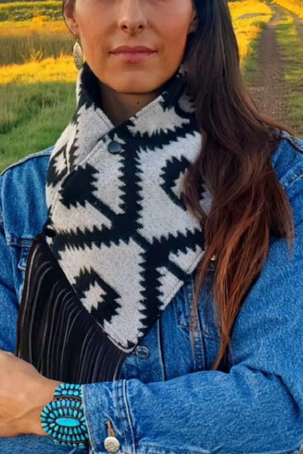 Women's Western Fringed Scarf - White/Black Aztec Pattern