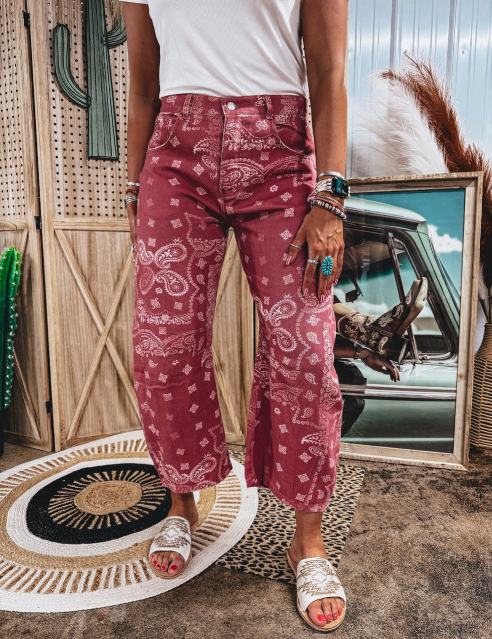 Darby Barrel Jean (Berry)