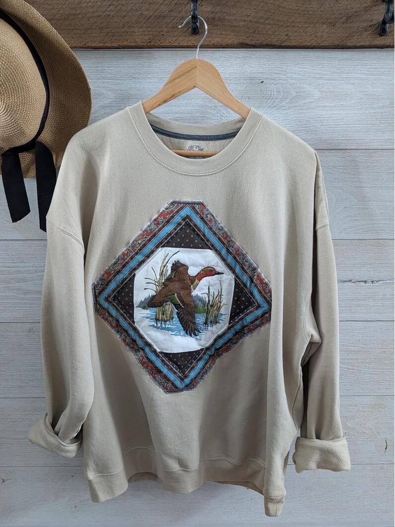 Paisley DUCK Vintage Print  Crewneck
