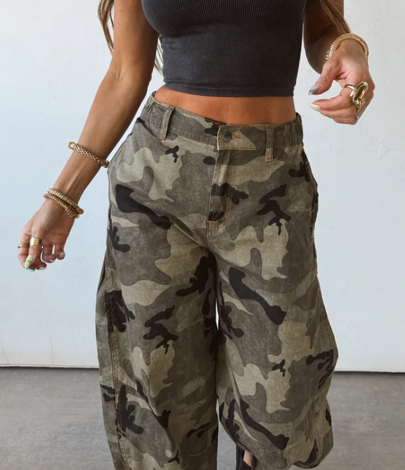 Riggins Camo Barrel  Jeans