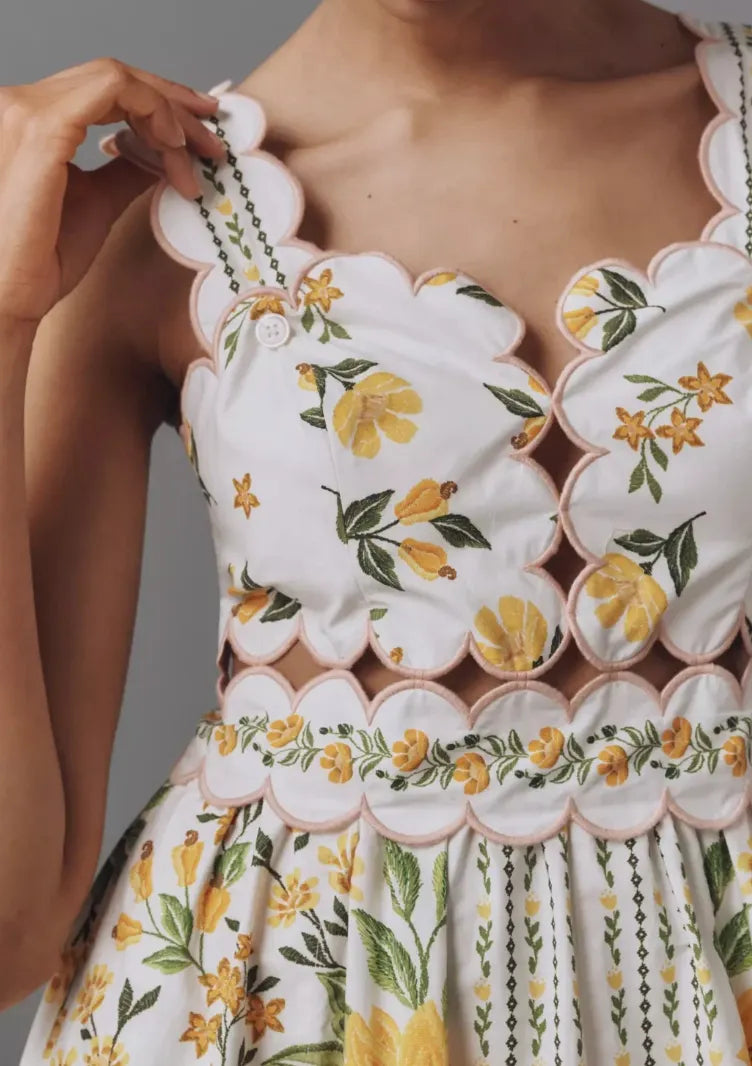 Sleeveless Scallop-Trim Printed Midi Dress