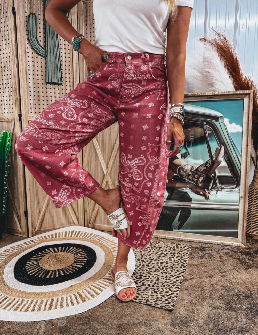 Darby Barrel Jean (Berry)