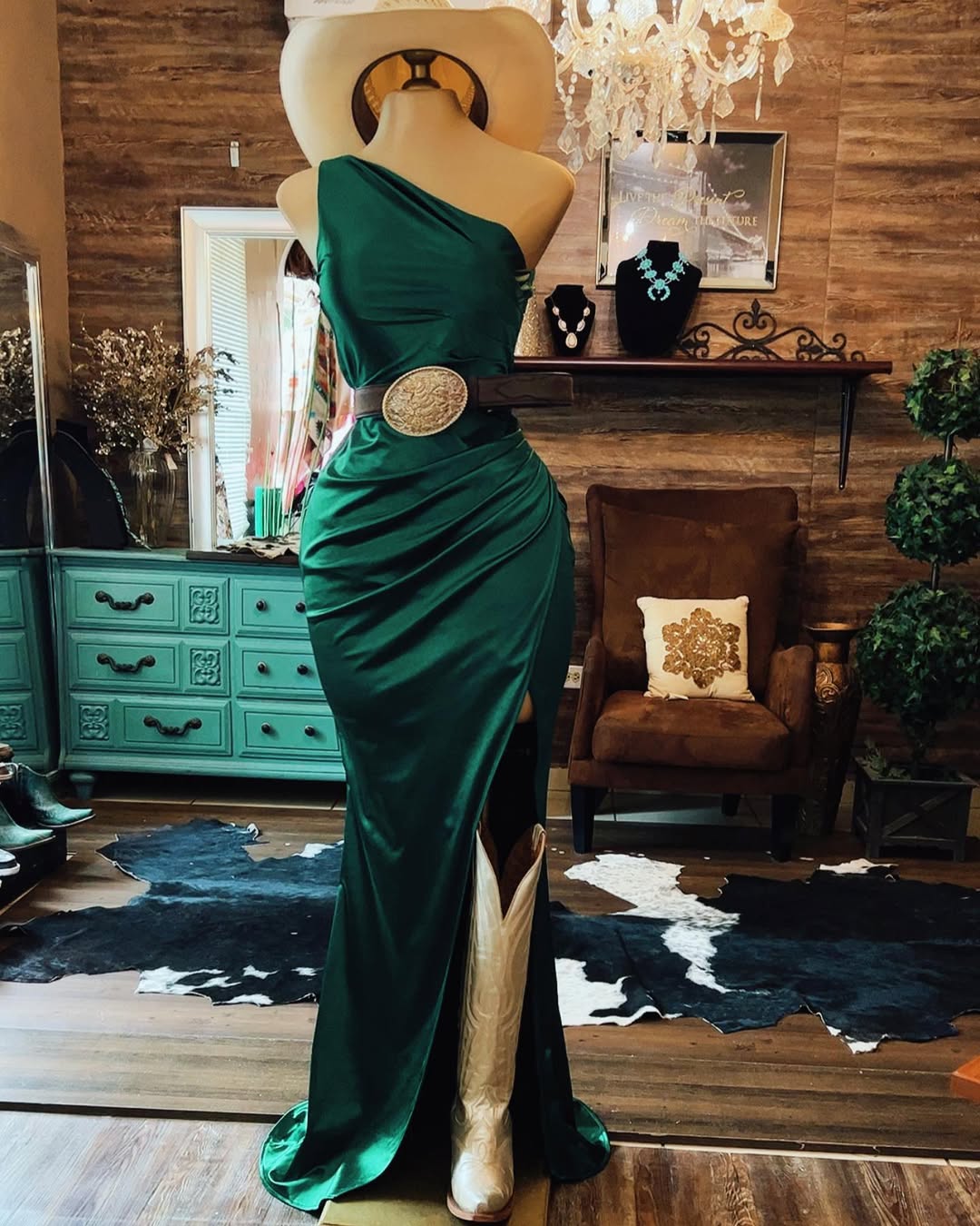 Elegant One Shoulder Slit Dress